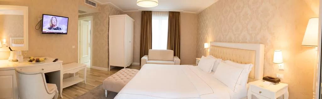 5 PREMIUM.jpg 5 PREMIUM.jpg